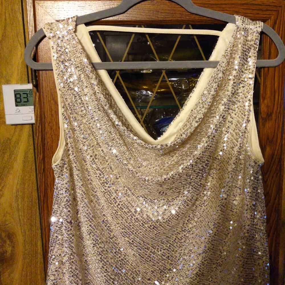 Pants Store top - Picture 3 of 6